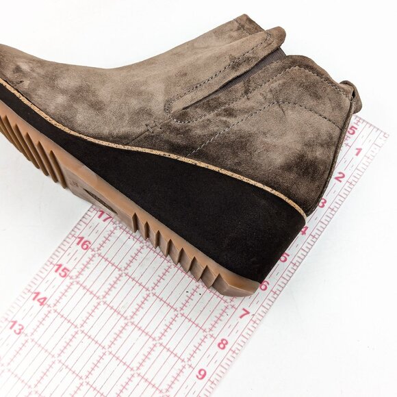 Sofft Women Emeree Taupe Waterproof Suede Flexible Ankle Boots size 11 - Picture 5 of 9